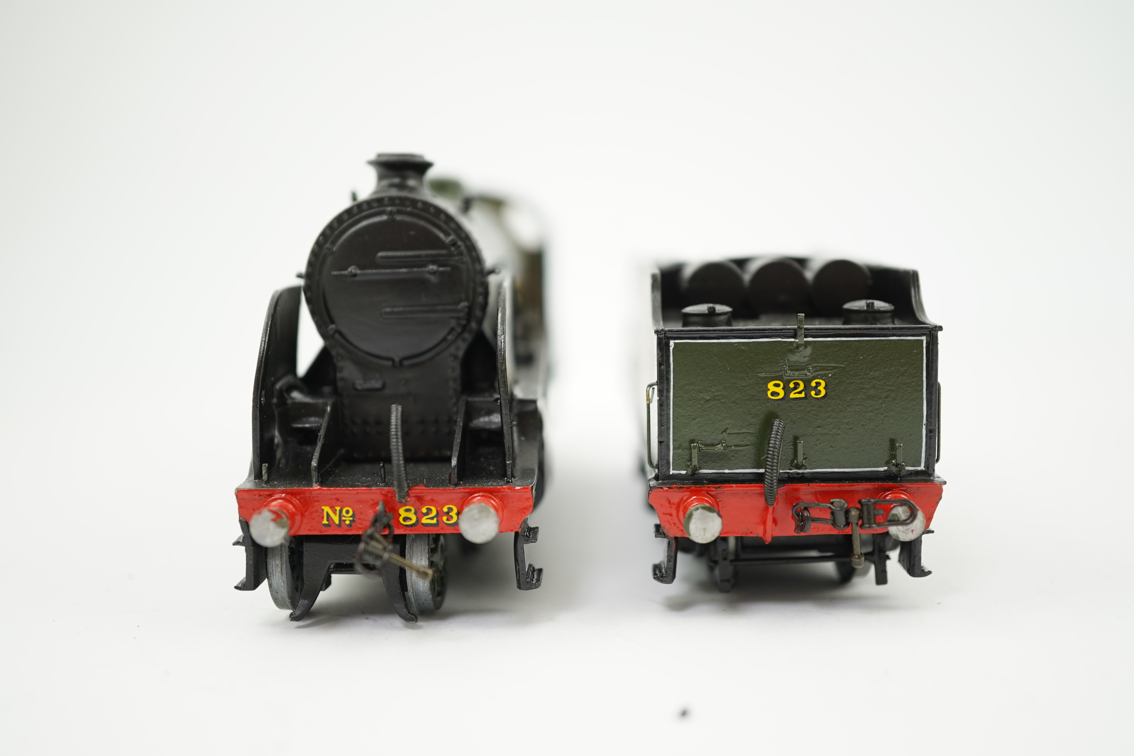 Two 00 gauge brass and white metal kit built Maunsell designed Southern Railway tender locomotives; a class S15 4-6-0, 823, together with a class N1 2-6-0, 822, constructed, painted and lined to a high standard, both mot